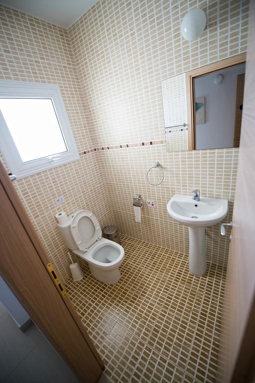 Hara Nissi Beach Villas Agia Napa Quarto foto